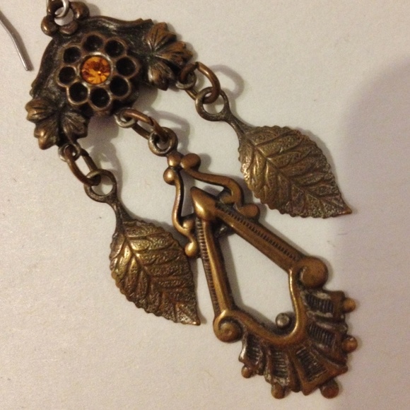 Chandelier Amber Rhinestone Earrings Mixed Metal Flower Leaf Pierced Dangle - Picture 4 of 6